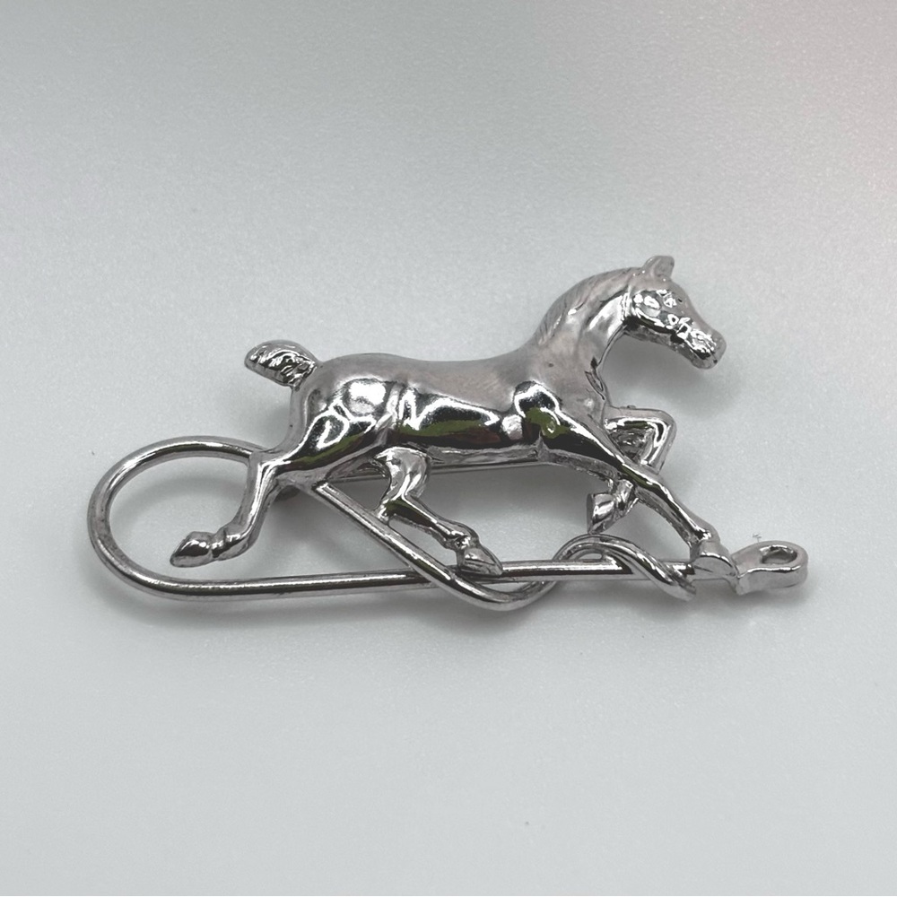 Kentucky Derby ready! Sterling Silver Signed Horse and Crop Pin, Carl Art Signed